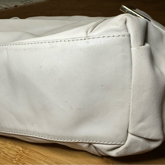 Vintage Michael Kors Ivory Leather and Gold Handbag Handbag Purse - Picture 15 of 16